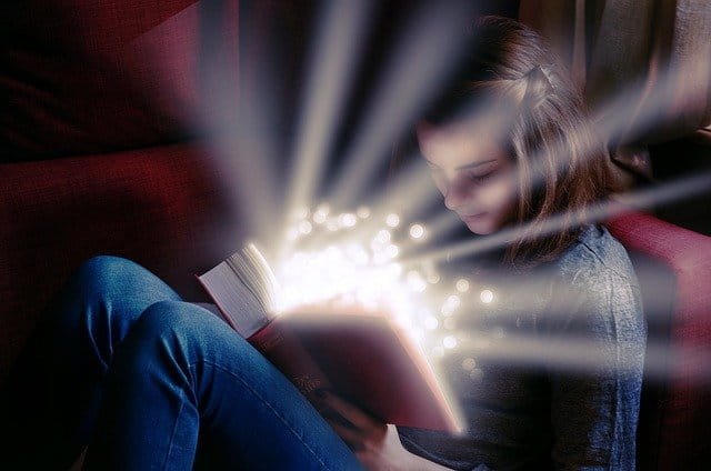 Leggere è bello: 4 libri che possono cambiare la vita